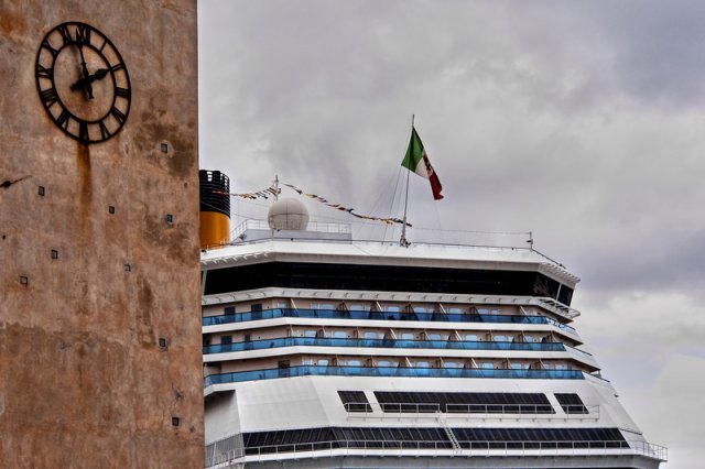 273_la nave e la torretta_tema libero